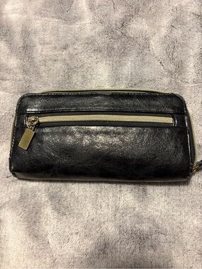 Black Leather Zippered Wallet